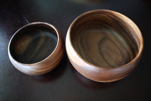 Load image into Gallery viewer, LOBO Round Serving / Salad Bowl