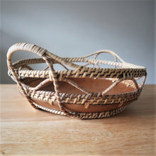 Load image into Gallery viewer, RAJA Wood Ifugao Fruit / Serving Tray