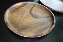 Load image into Gallery viewer, SULU Round Plate (Set of 2)
