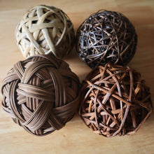 Load image into Gallery viewer, KAKAW Wicker Balls (Set of 4)
